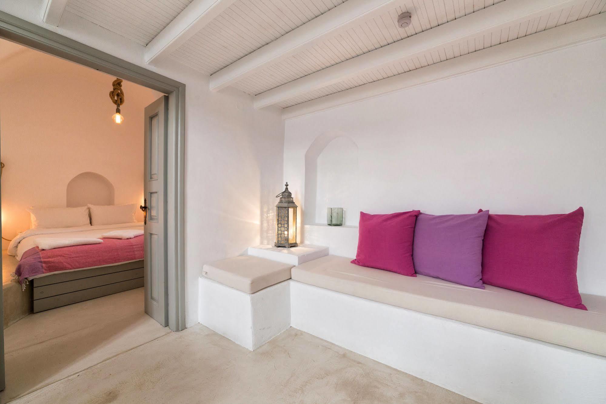 Kampanario Luxury Villa Мегалохори Екстериор снимка